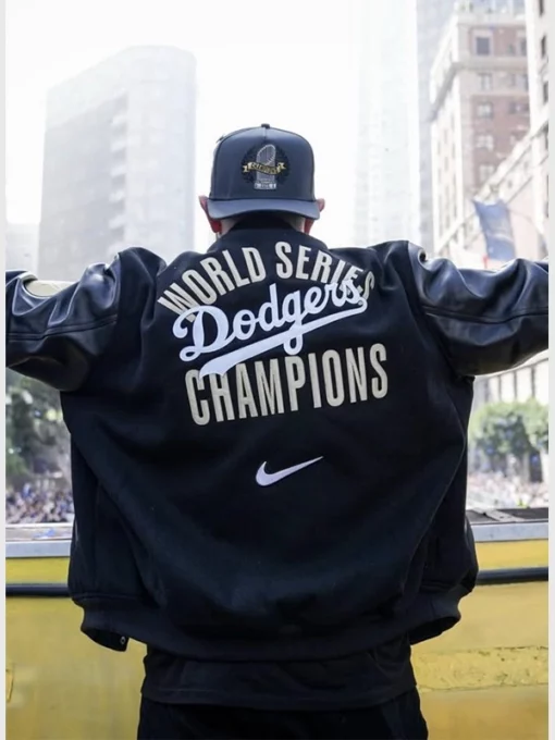 Dave-Roberts-Dodgers-letterman-Jacket Dave-Roberts-Dodgers-letterman-Jacket