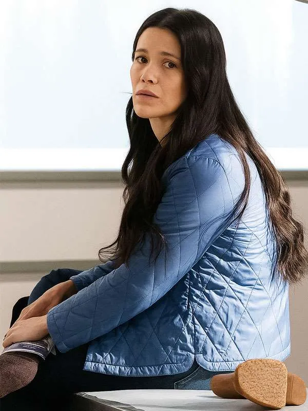 Meredith-Garretson-Resident-Alien-Blue-Quilted-Jacket2.webp Meredith-Garretson-Resident-Alien-Blue-Quilted-Jacket2.webp