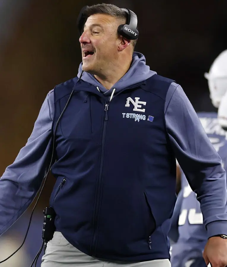 Mike-Vrabel-New-York-Jets-v-New-England-Patriots-Vest.webp Mike-Vrabel-New-York-Jets-v-New-England-Patriots-Vest.webp