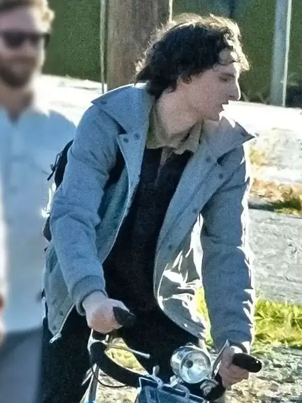 Mike-Wheeler-Stranger-Things-S05-Bomber-Jacket2.webp Mike-Wheeler-Stranger-Things-S05-Bomber-Jacket2.webp