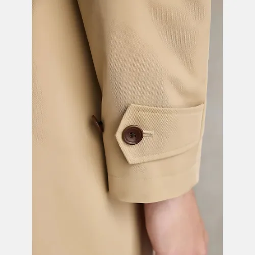 Sofia-Carson-My-Oxford-Year-Trench-Coat2.webp Sofia-Carson-My-Oxford-Year-Trench-Coat2.webp