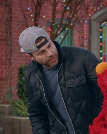 Elmo-and-Mark-Robers-Merry-Giftmas-Mark-Rober-Puffer-Jacket1.jpg