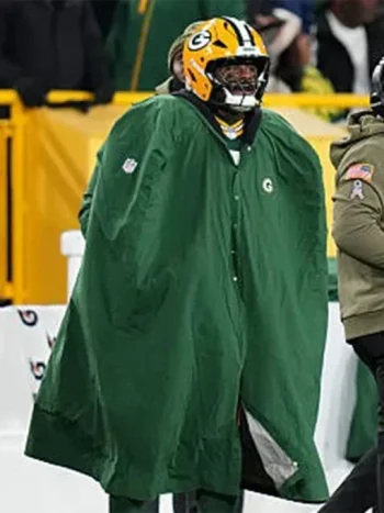 Green-Bay-Packers-Cape-Coat.webp