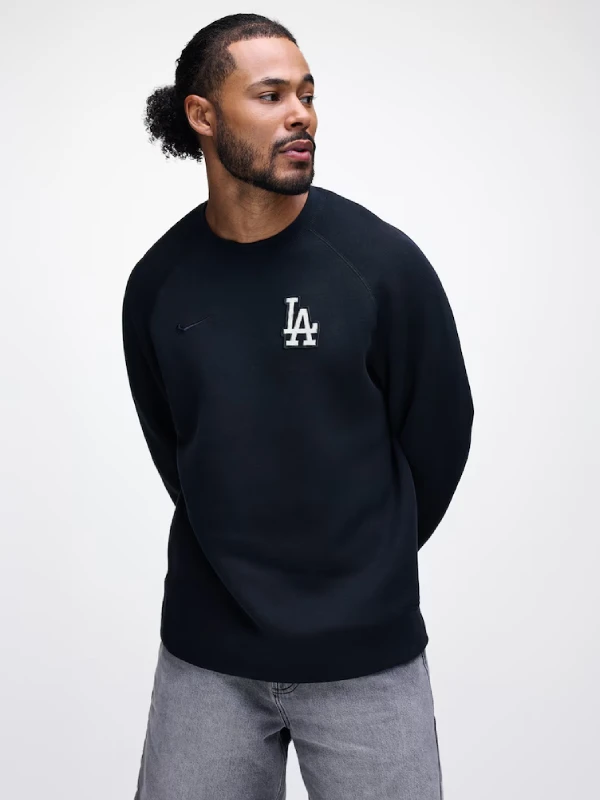 Los-Angeles-Dodgers-Nike-Black-Tech-Fleece-Raglan-Sweatshirt.webp Los-Angeles-Dodgers-Nike-Black-Tech-Fleece-Raglan-Sweatshirt.webp