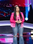 Hailey-Wright-The-Voice-S27-Pink-Fringe-Jacket2.webp