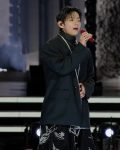 BTS-THE-Come-Back-Live-Kim-Taehyung-Coat1.jpg