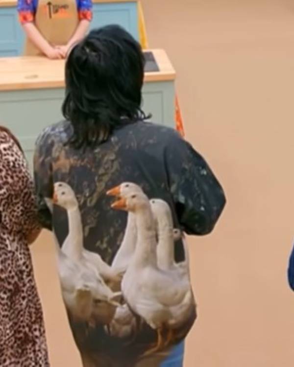Great-Celebrity-Bake-Off-Noel-Fielding-Geese-Print-Shirt3.jpg Great-Celebrity-Bake-Off-Noel-Fielding-Geese-Print-Shirt3.jpg