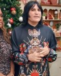 The-Great-British-Baking-S09-Noel-Fielding-Oversized-Shirt.jpg