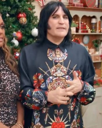 The-Great-British-Baking-S09-Noel-Fielding-Oversized-Shirt.jpg